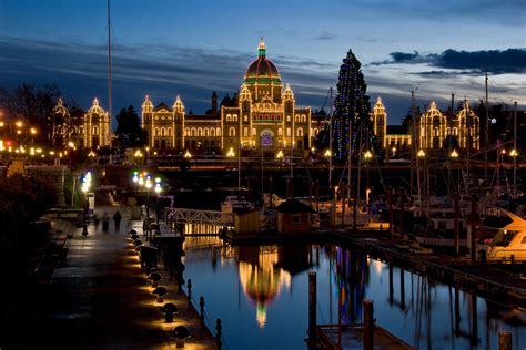 Victoria City .